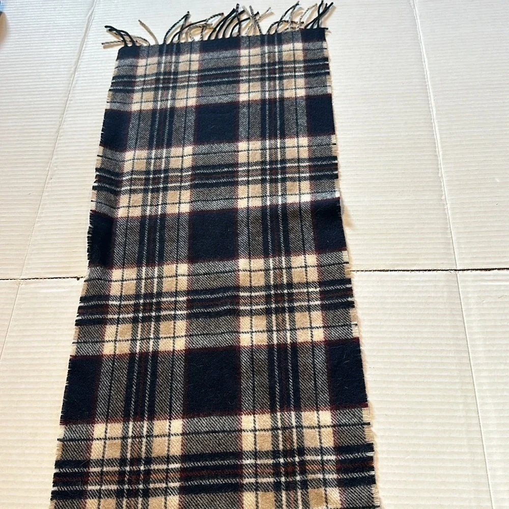 Highland Home Industries 100% pure new wo plaid scarf navy beige maroon white